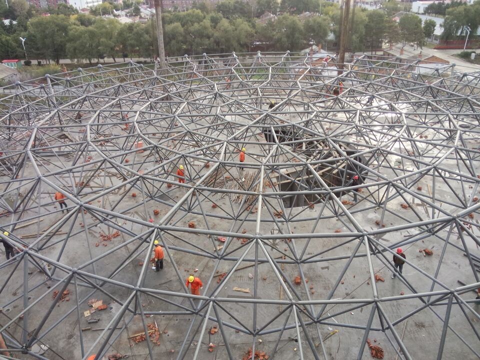 东方全民健身中心网架