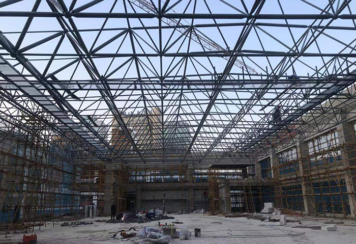 东方网架施工